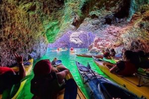 Emerald Cave Kayak Tour